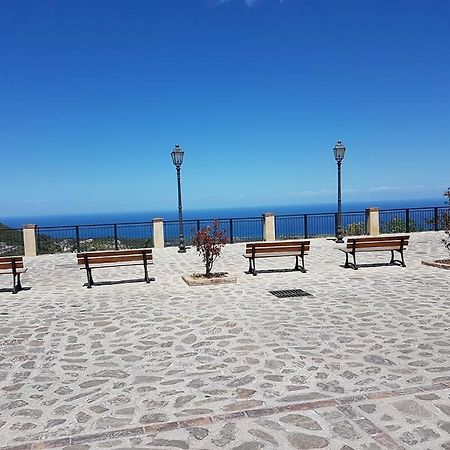 Belvedere Di Ciro' エクステリア 写真